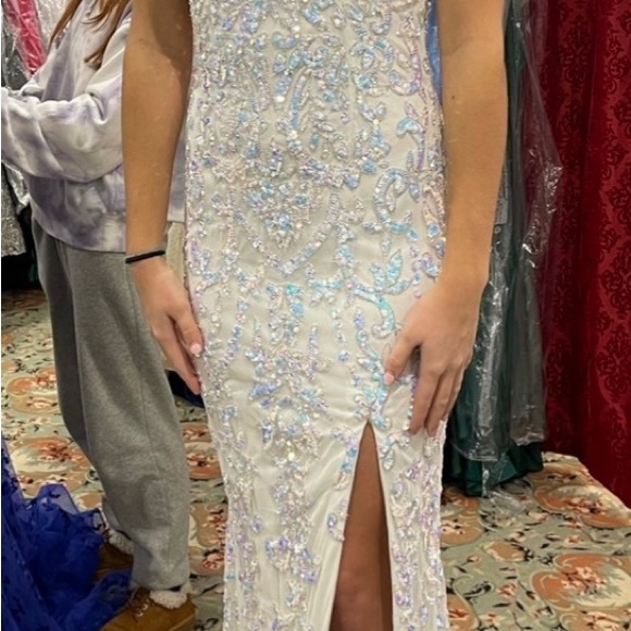 Prom Dress - Picture 5 of 7